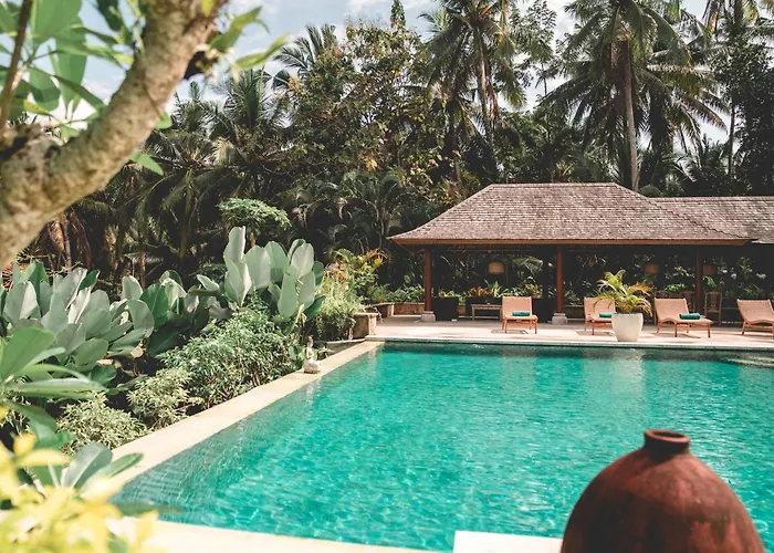 Villa 4 Bedroom Luxury Villa With Large Pool Near Balian Beach