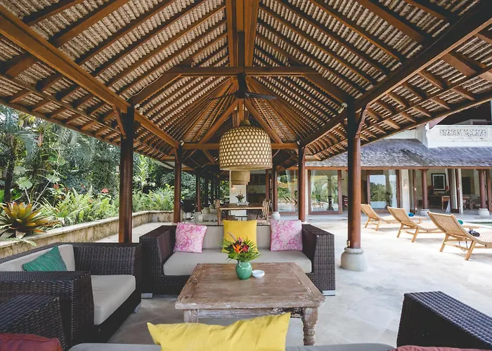 Villa 4 Bedroom Luxury Villa With Large Pool Near Balian Beach