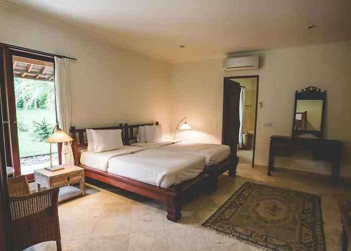 4 Bedroom Luxury Villa With Large Pool Near Balian Beach *