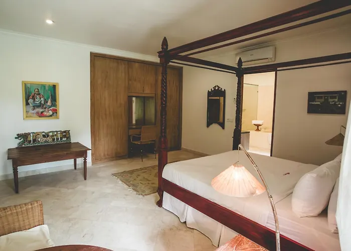 4 Bedroom Luxury Villa With Large Pool Near Balian Beach *