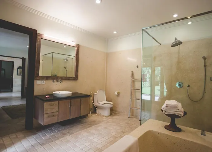 Villa 4 Bedroom Luxury Villa With Large Pool Near Balian Beach Balian
