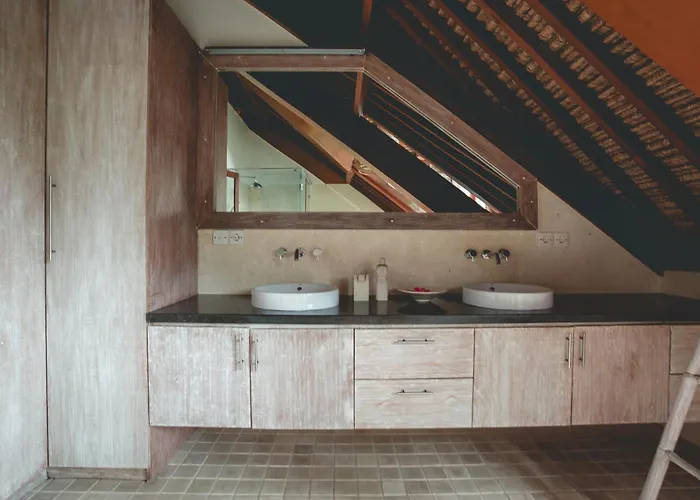 4 Bedroom Luxury Villa With Large Pool Near Balian Beach Balian