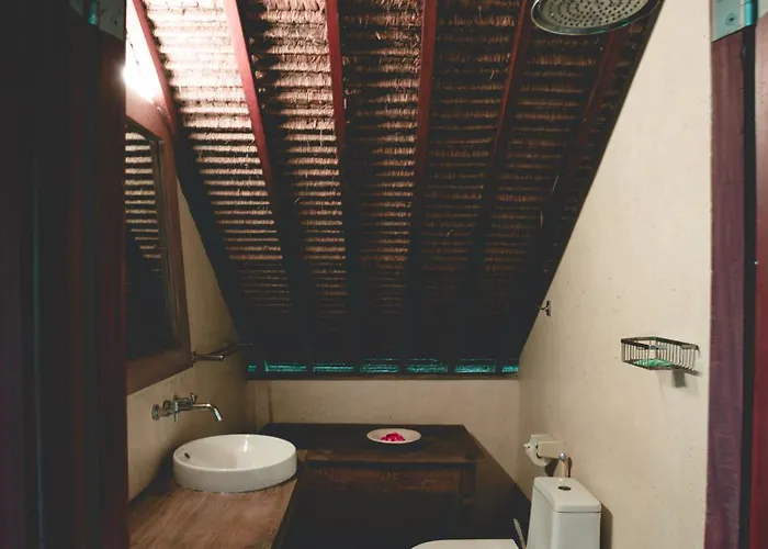 4 Bedroom Luxury Villa With Large Pool Near Balian Beach *